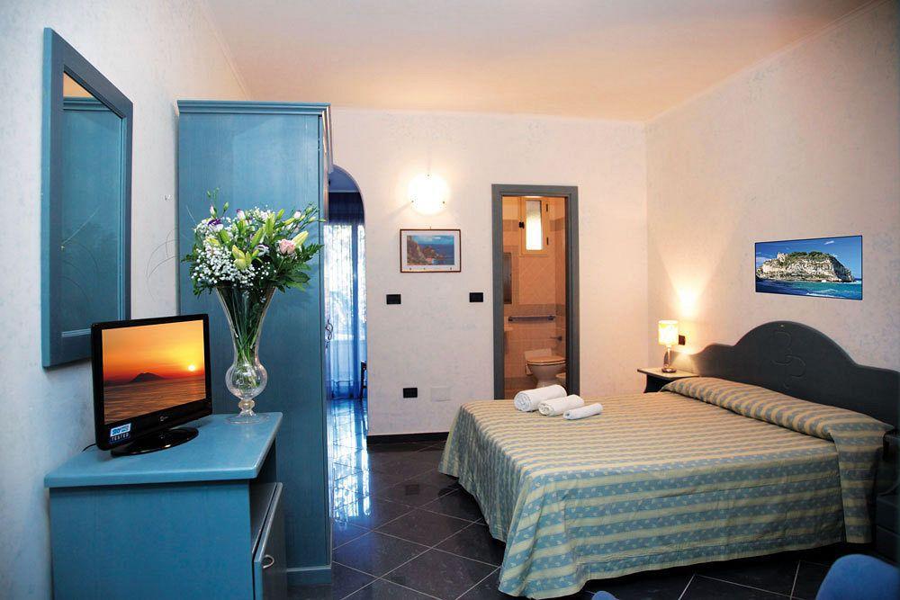 Baia Tropea Resort Parghelia Εξωτερικό φωτογραφία