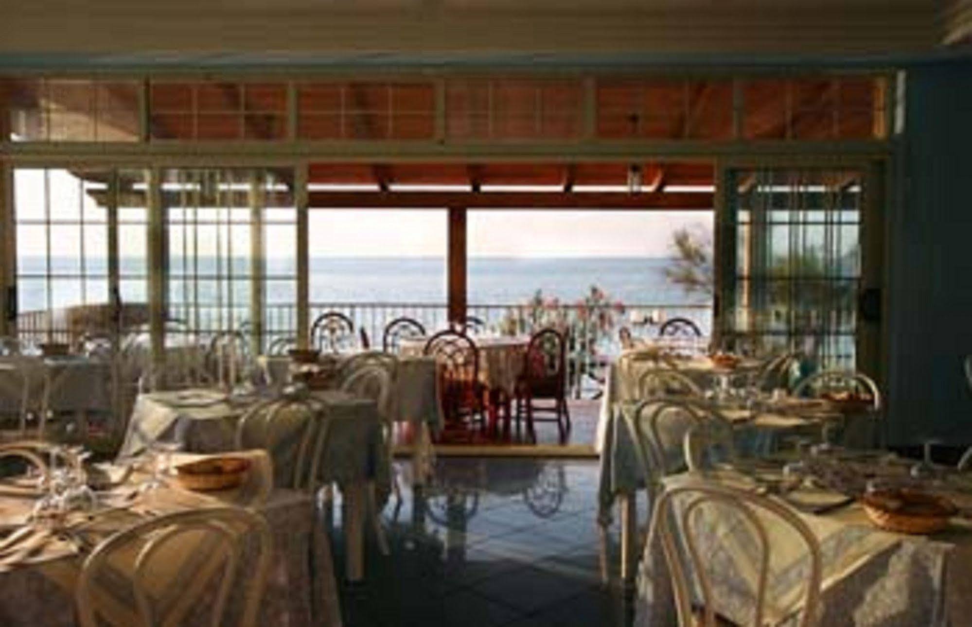 Baia Tropea Resort Parghelia Εστιατόριο φωτογραφία